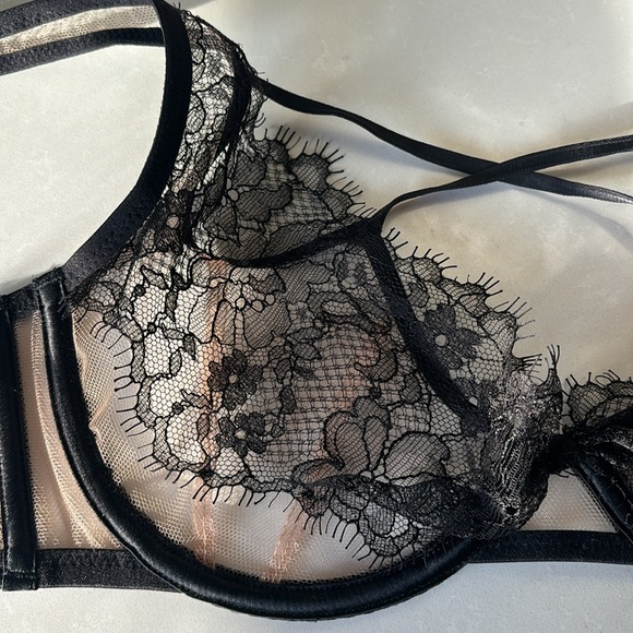 ♥️… Agent Provocateur Sheer Lace Bra - Picture 3 of 6